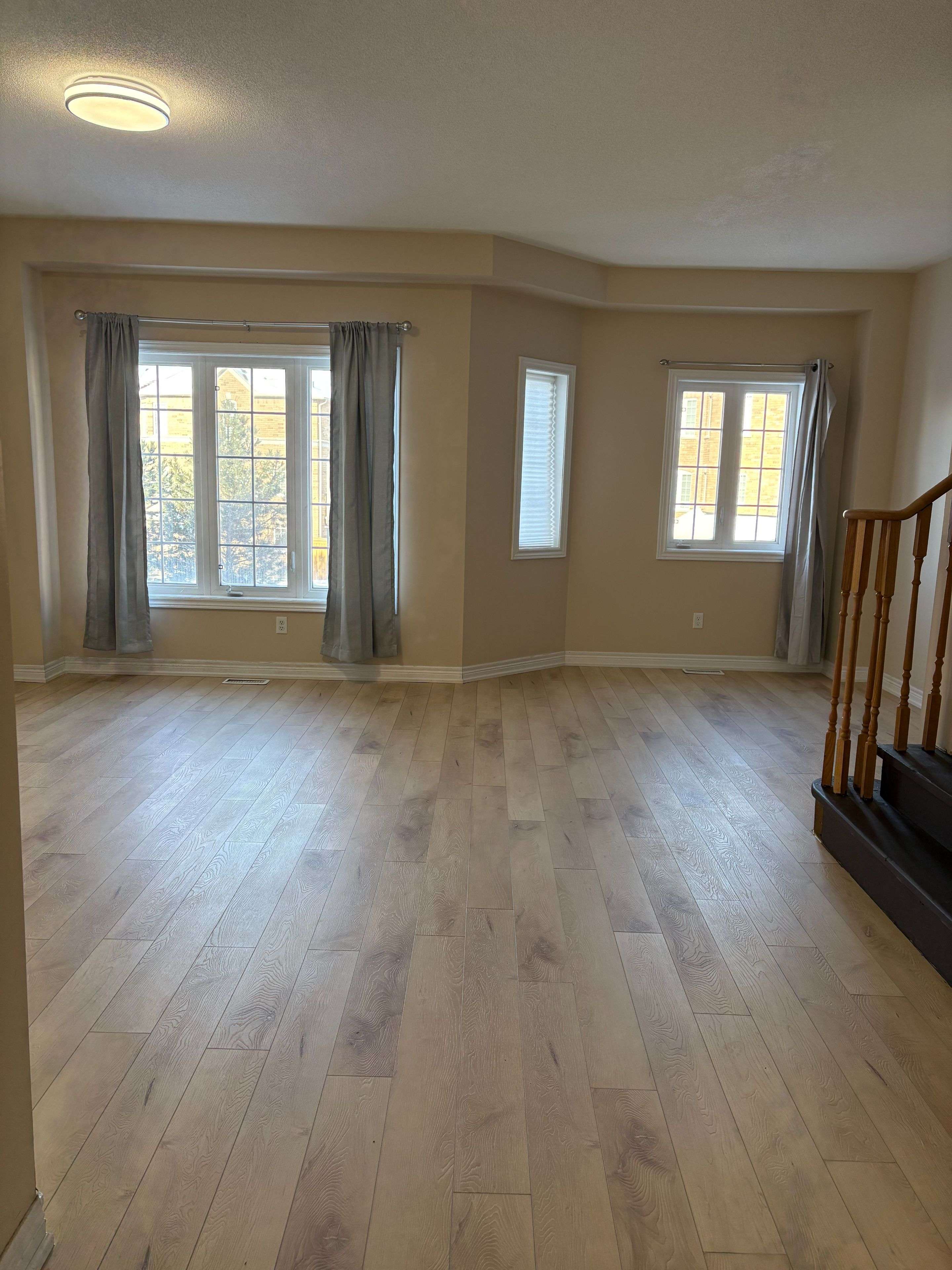 Brampton, ON L6Y 0R6,5 Freeland HOLW