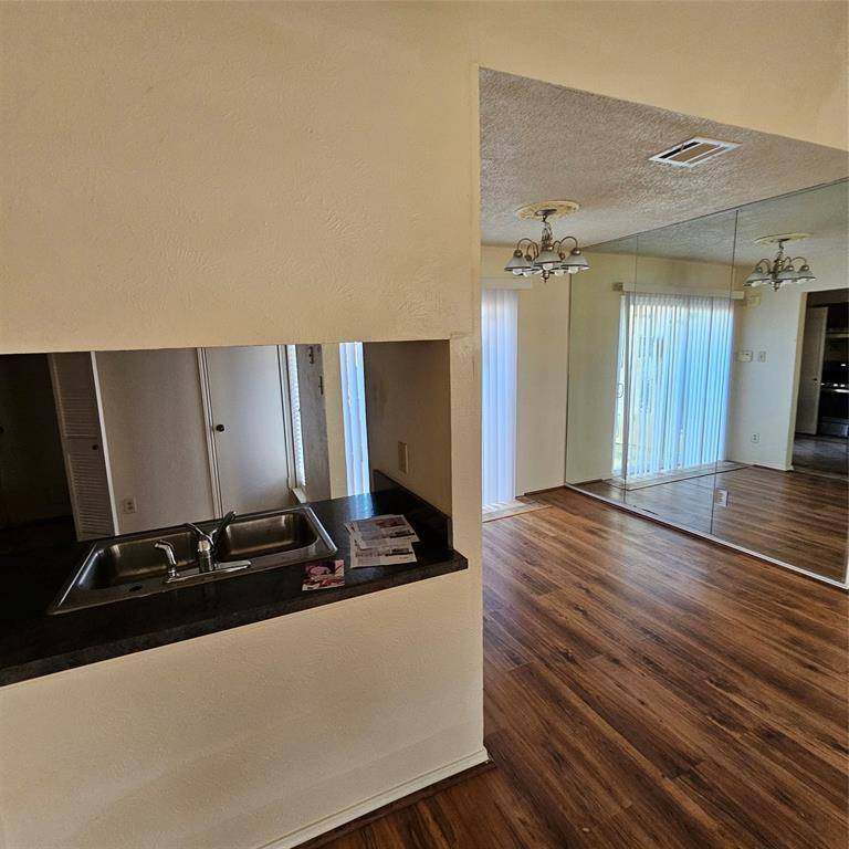 Mesquite, TX 75150,4951 Regal Bluff