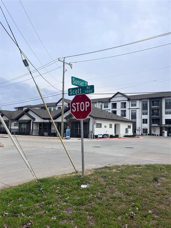 Fort Worth, TX 76114,428 Sunset Lane