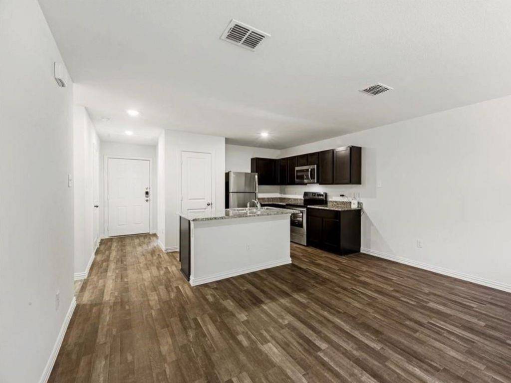 Waco, TX 76704,1007 Dawson Street