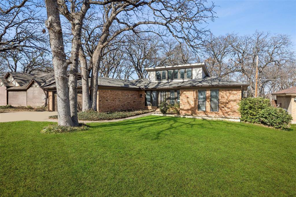 Arlington, TX 76016,5907 Pleasant Wood Trail