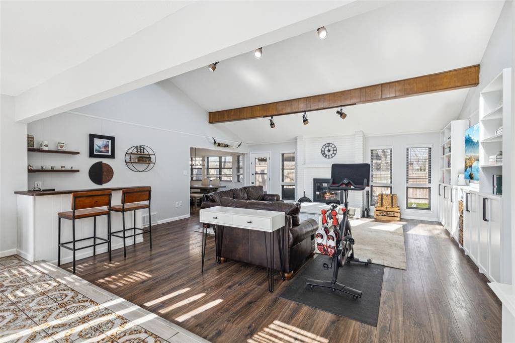 Arlington, TX 76016,5907 Pleasant Wood Trail