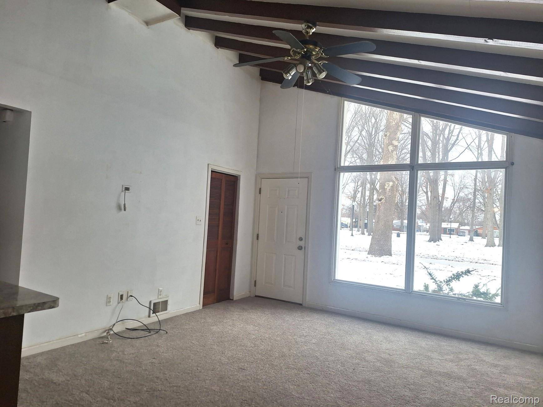 Dearborn Heights, MI 48125,25007 Hopkins ST