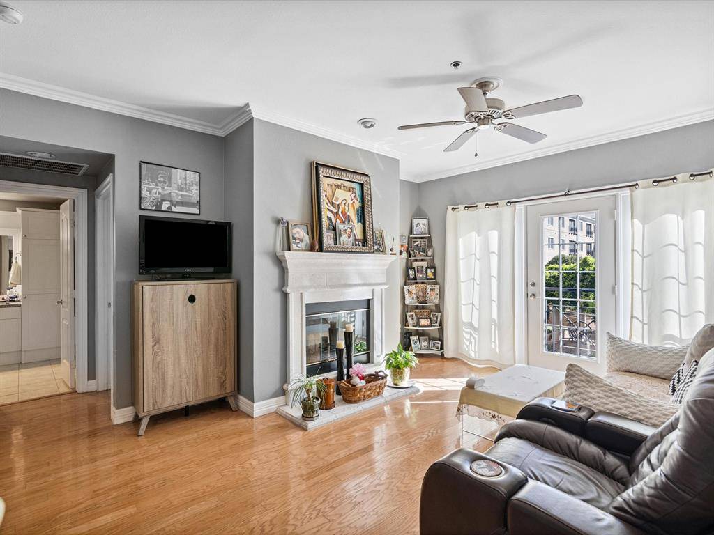 Dallas, TX 75219,3400 Welborn Street #226