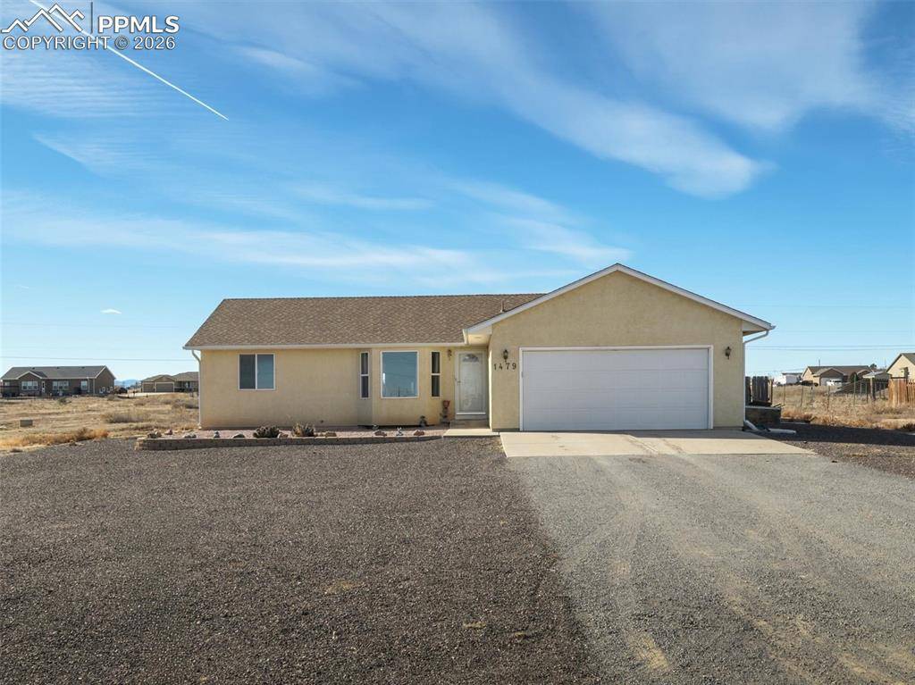 Pueblo, CO 81007,1479 N Moonbeam DR