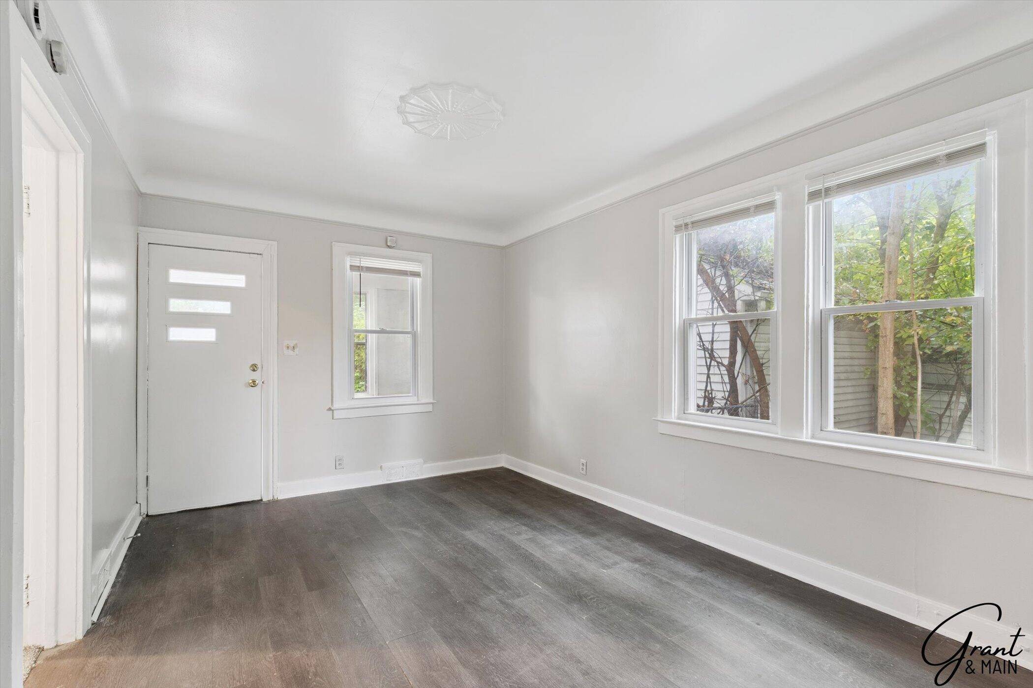 Detroit, MI 48224,4082 Hereford ST