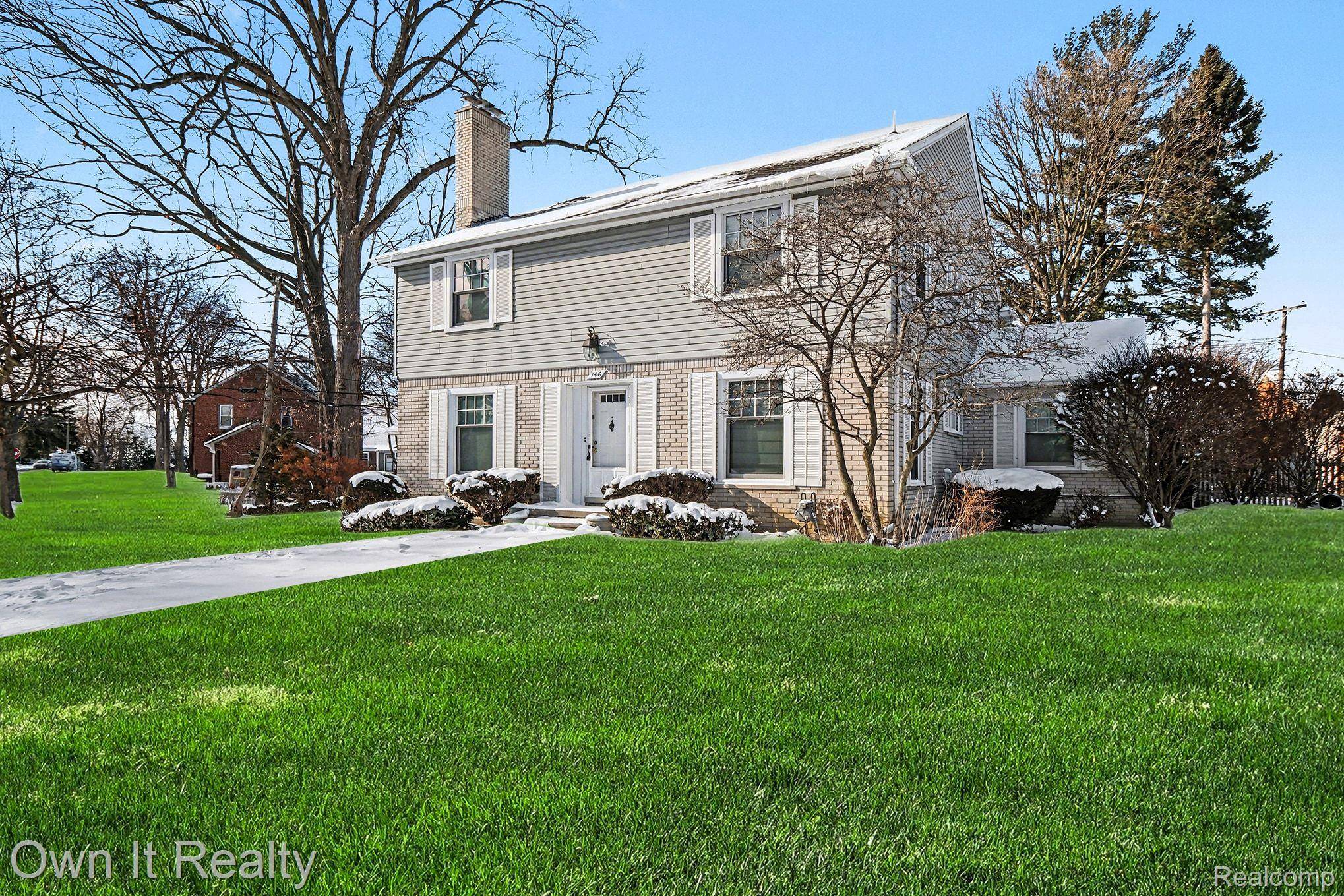 Dearborn, MI 48124,746 S Highland ST