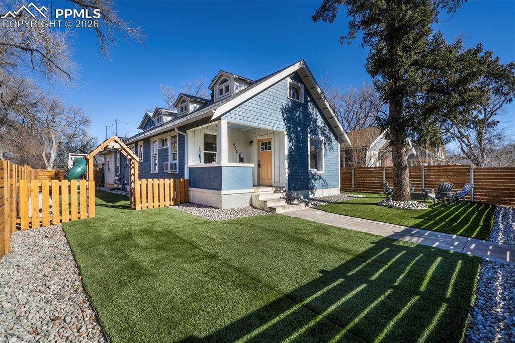 Colorado Springs, CO 80903,402 E Uintah ST