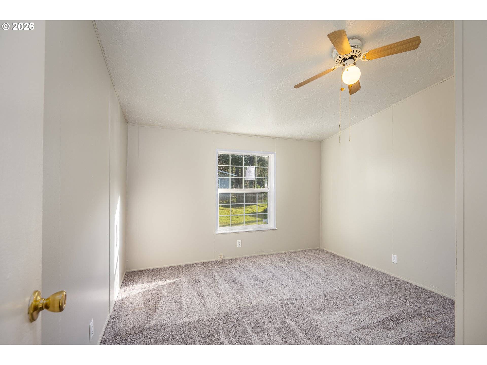 Oakridge, OR 97463,47757 FAIRY GLEN DR