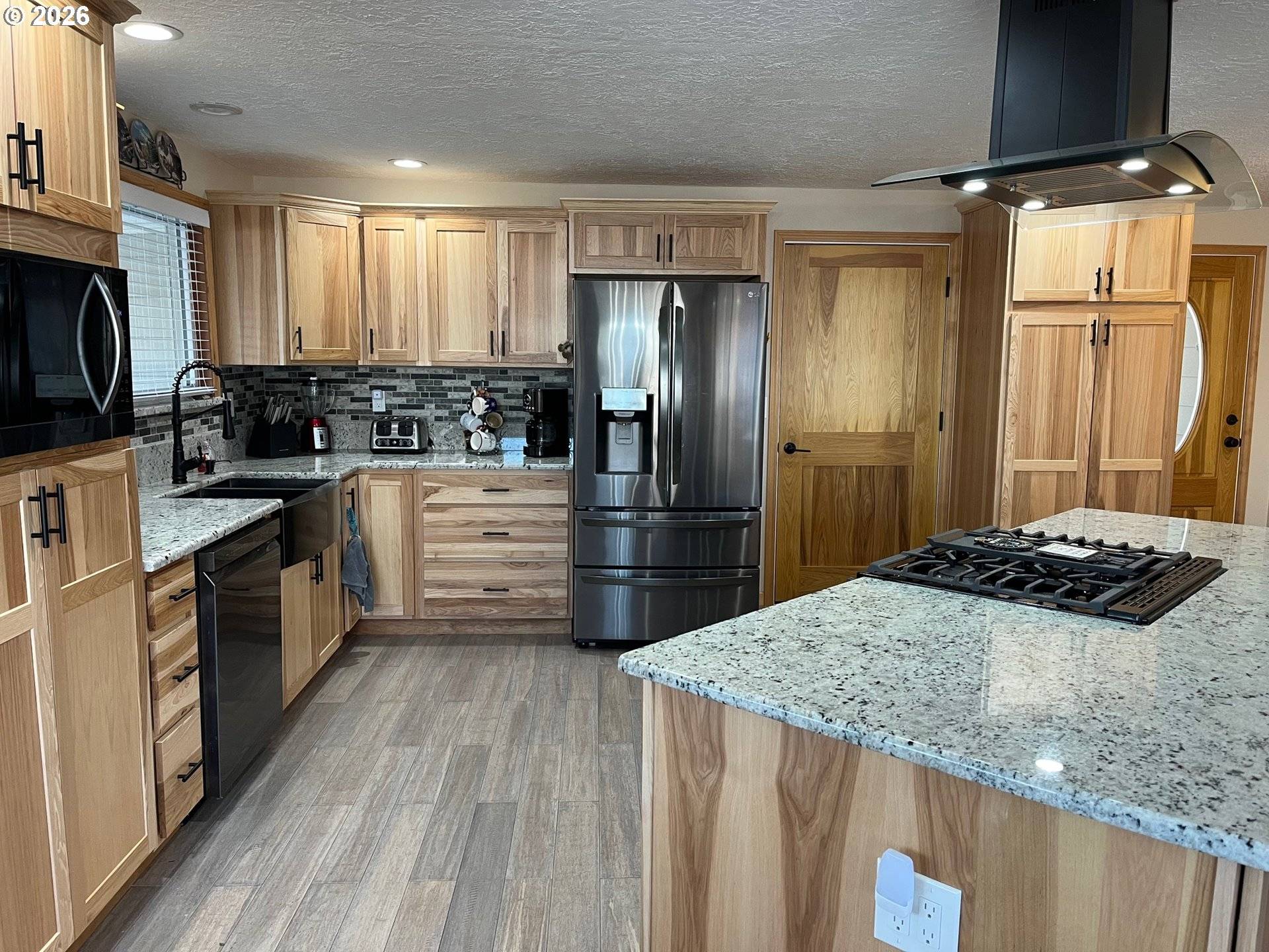 Woodburn, OR 97071,698 S CASCADE DR