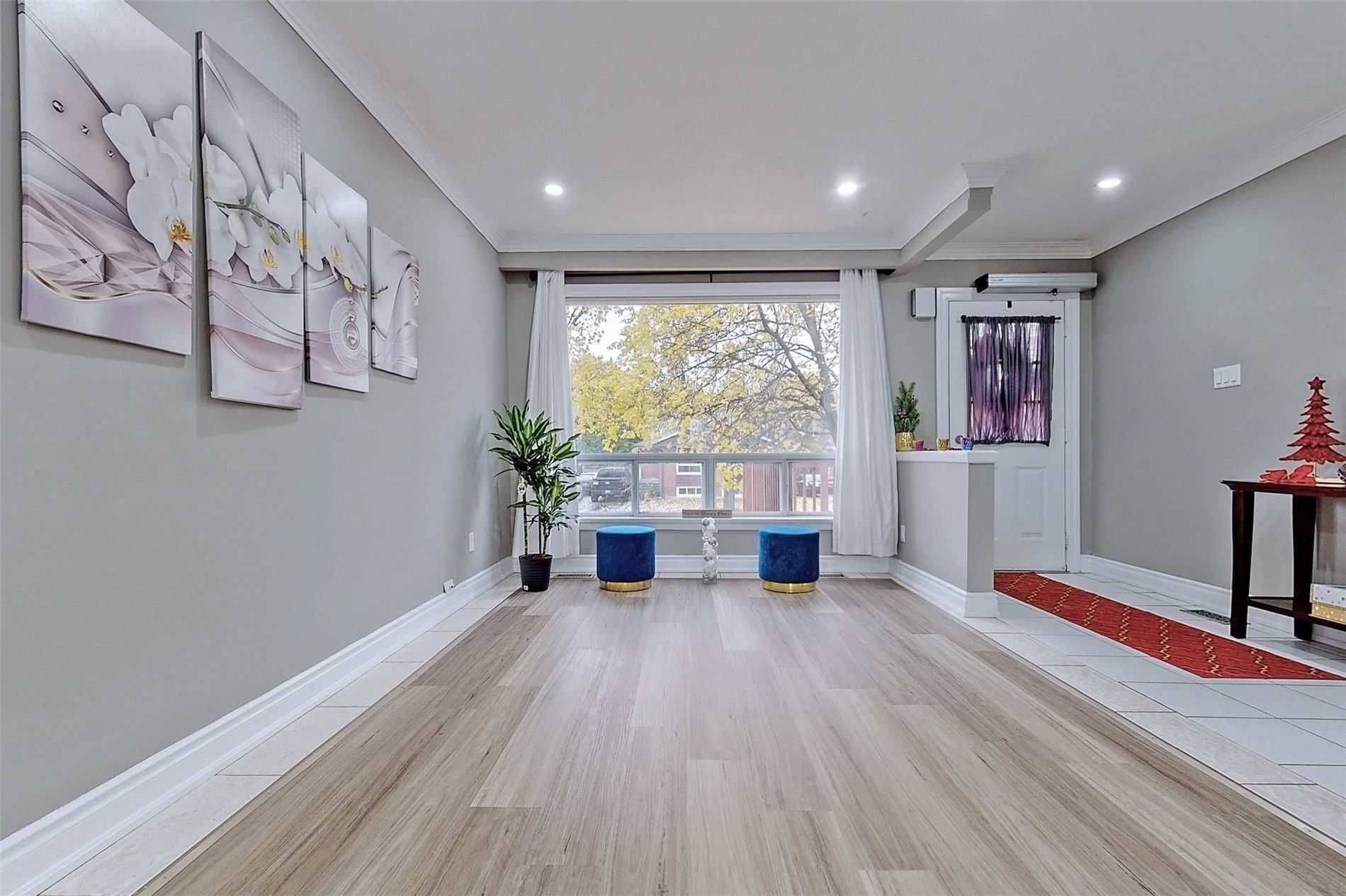 Brampton, ON L6V 1W8,46 Brisco ST