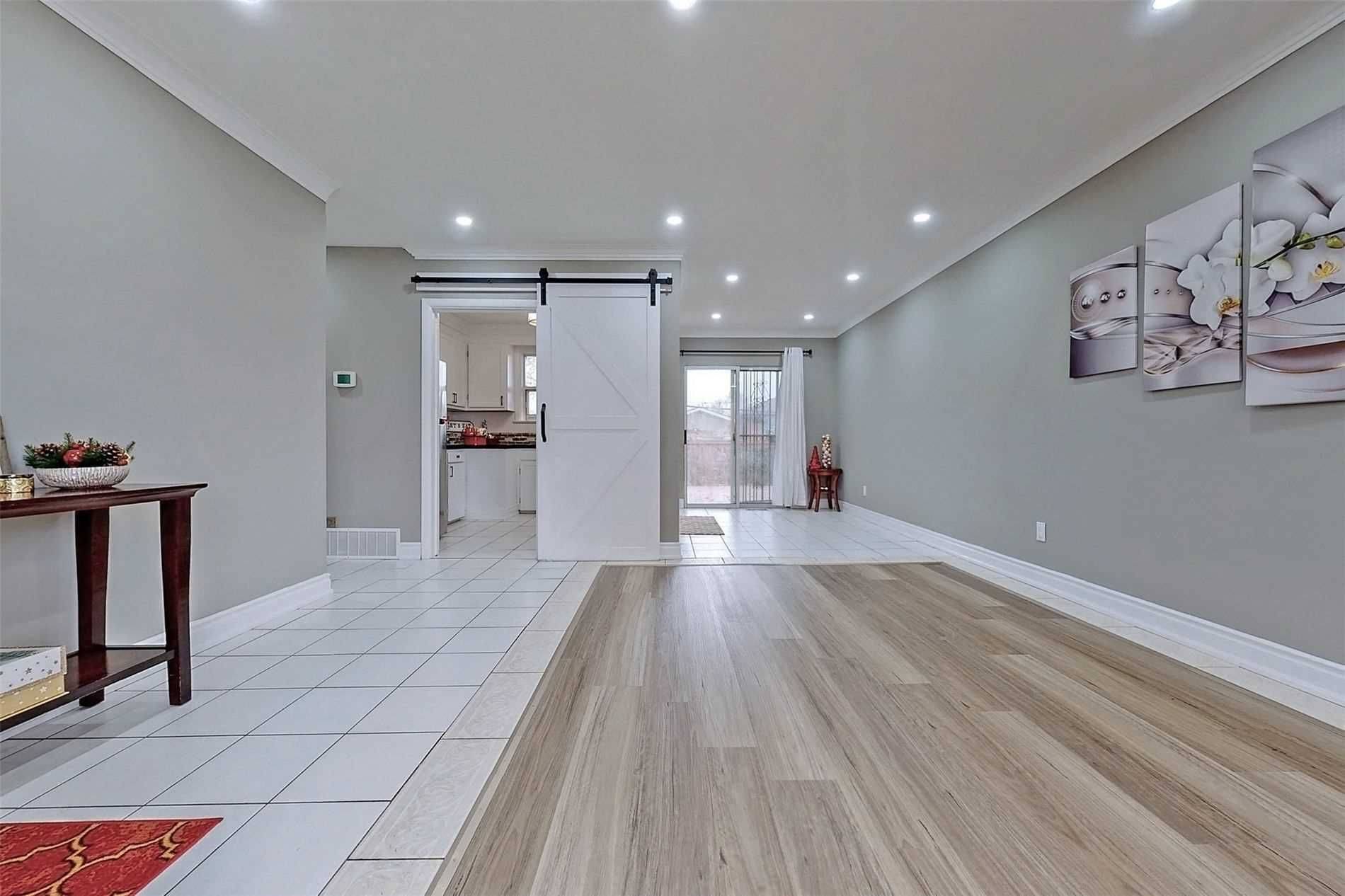 Brampton, ON L6V 1W8,46 Brisco ST