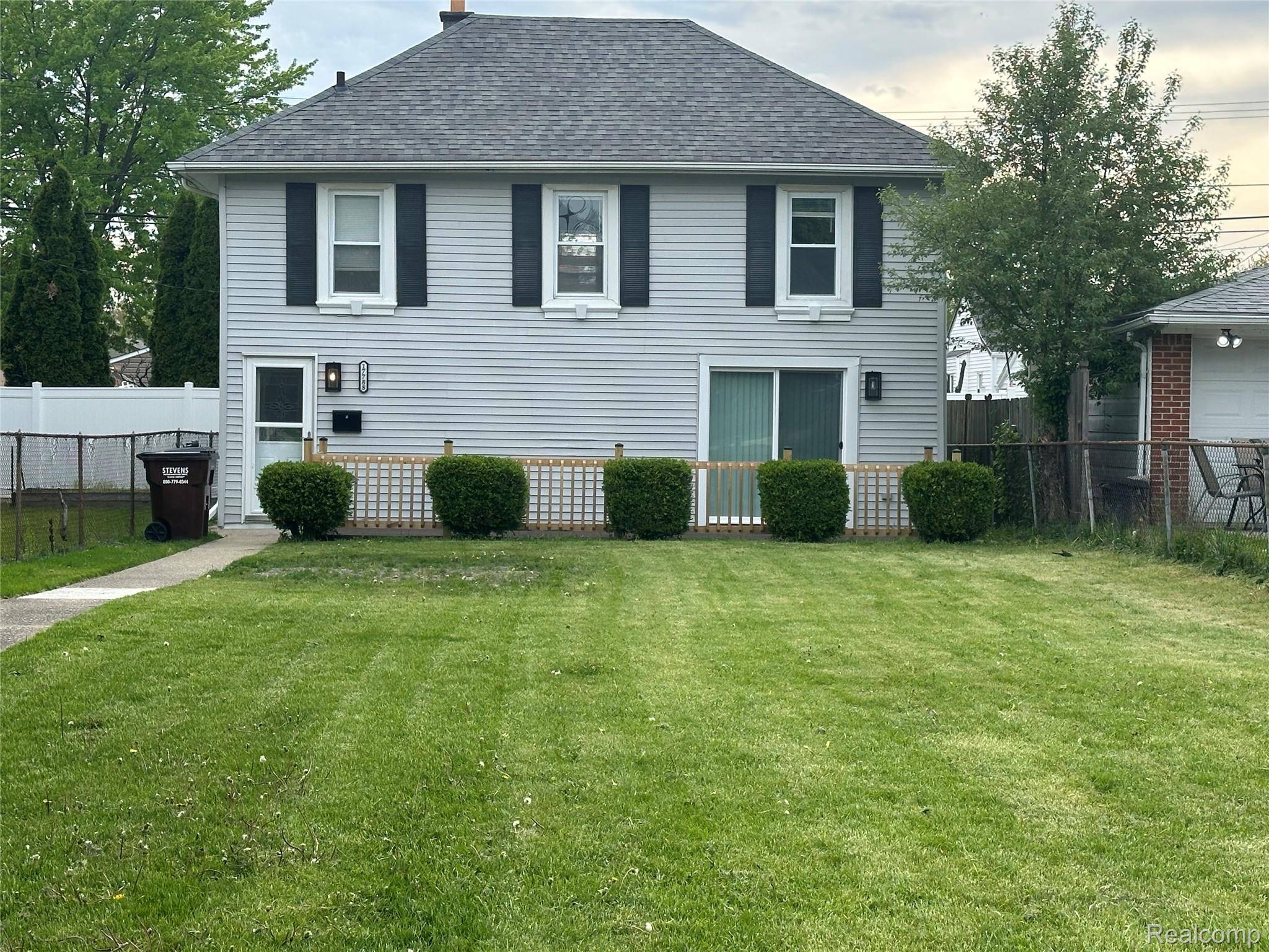 Riverview, MI 48193,17788 Quarry St