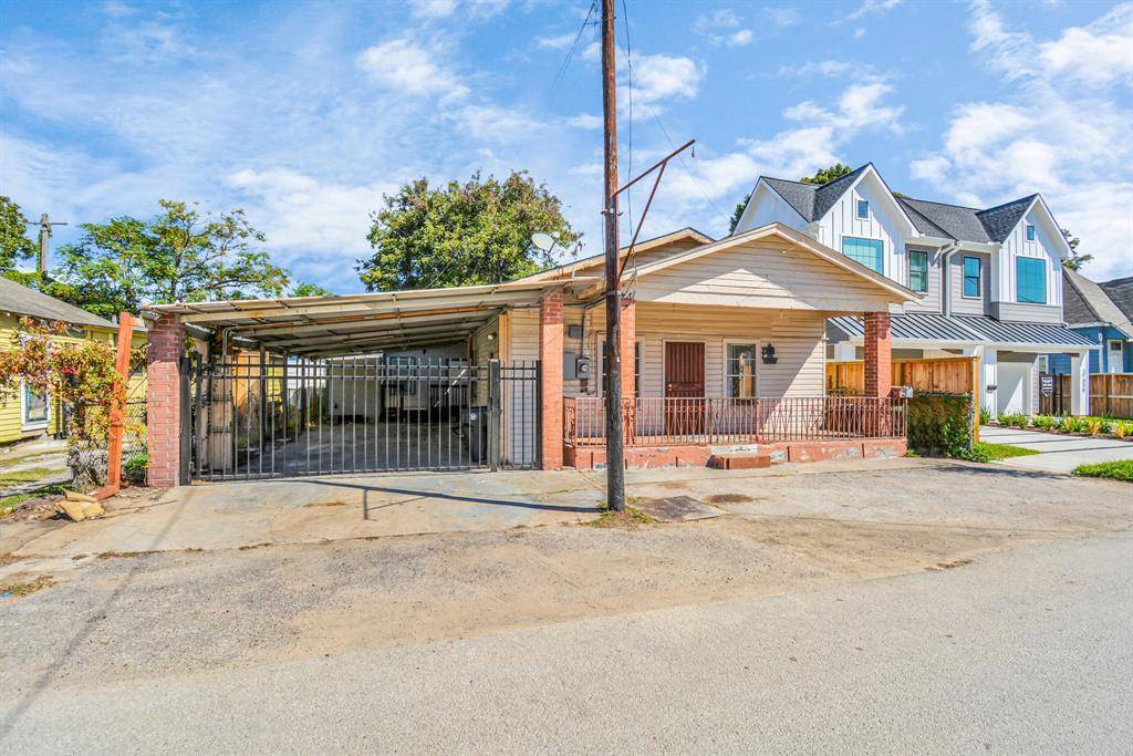 Houston, TX 77003,2705 & 2707 S Fox Street