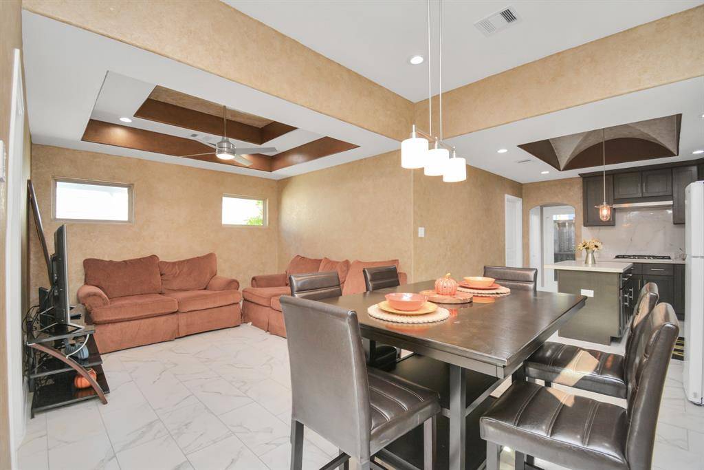 Houston, TX 77003,2705 & 2707 S Fox Street