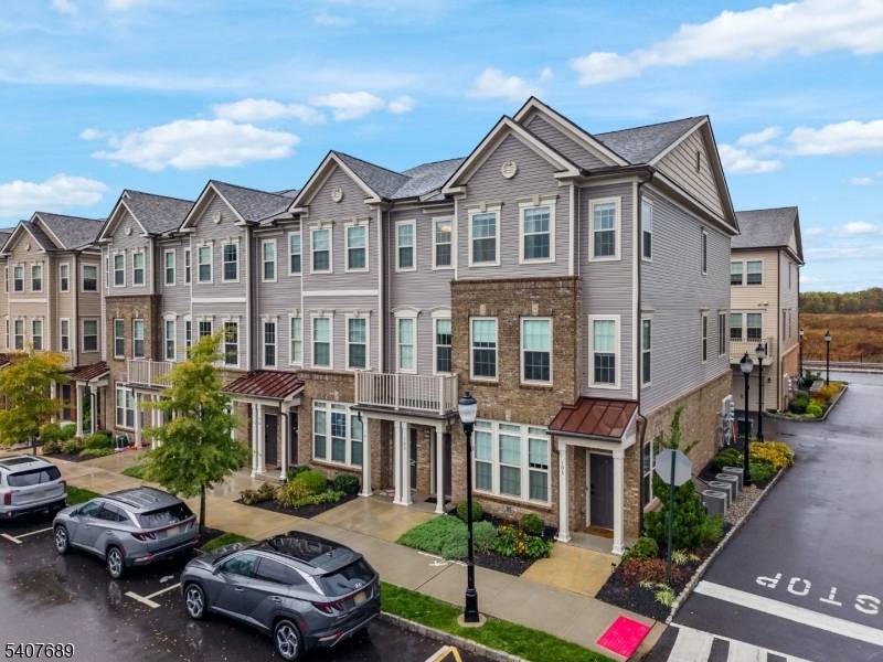 Somerville Boro, NJ 08876,105 Robeson St