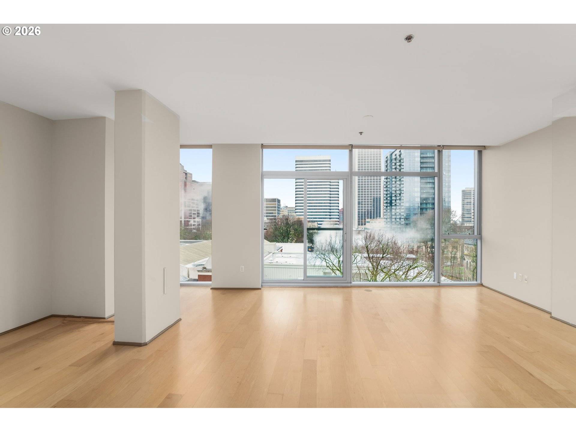 Portland, OR 97205,1221 SW 10TH AVE #702