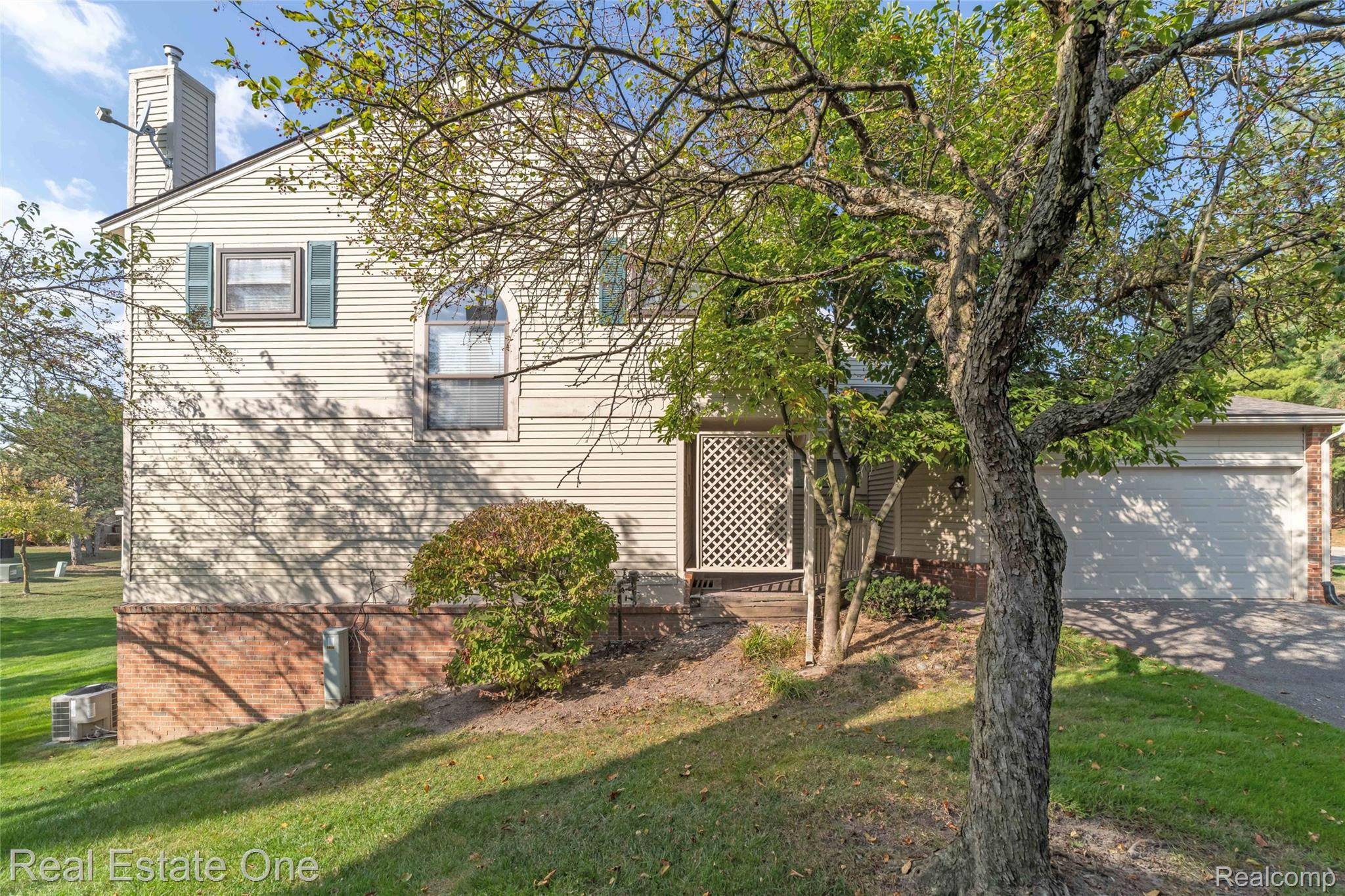 West Bloomfield, MI 48322,5652 Drake Hollow DR E #31