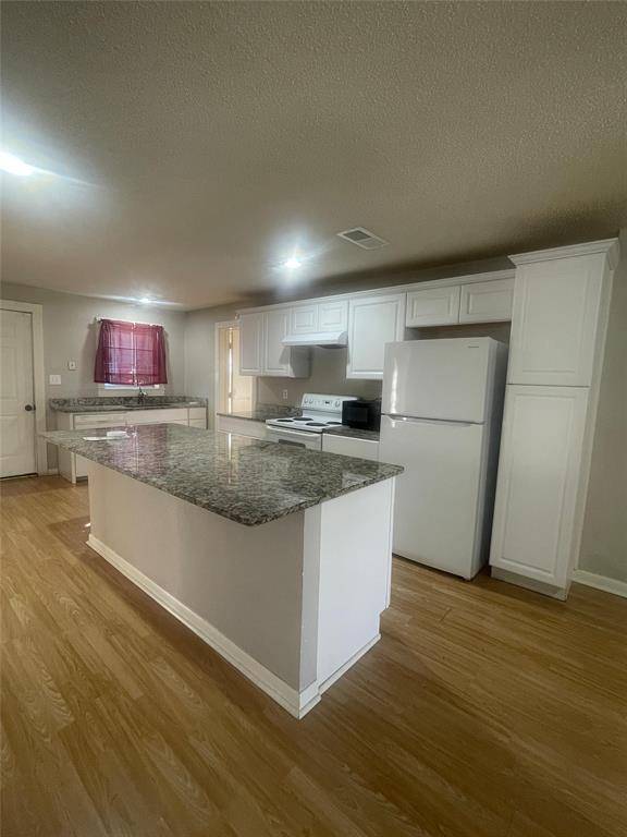 Fort Worth, TX 76111,2508 Dalford Street