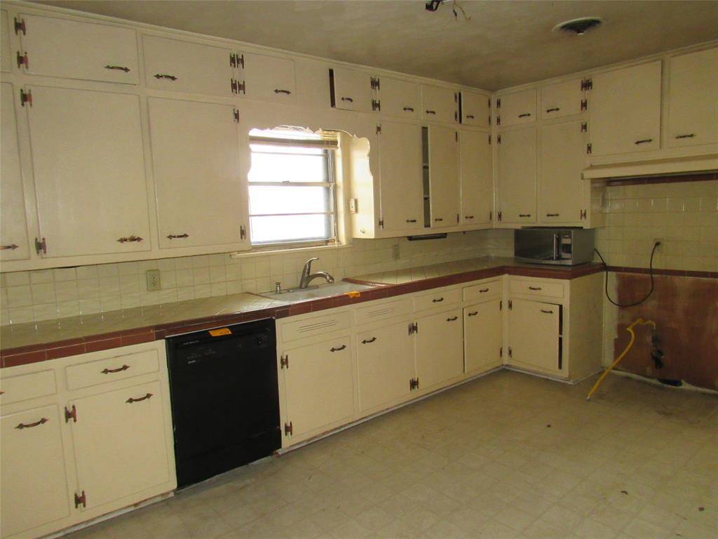 Waco, TX 76710,2131 Hermanson Drive