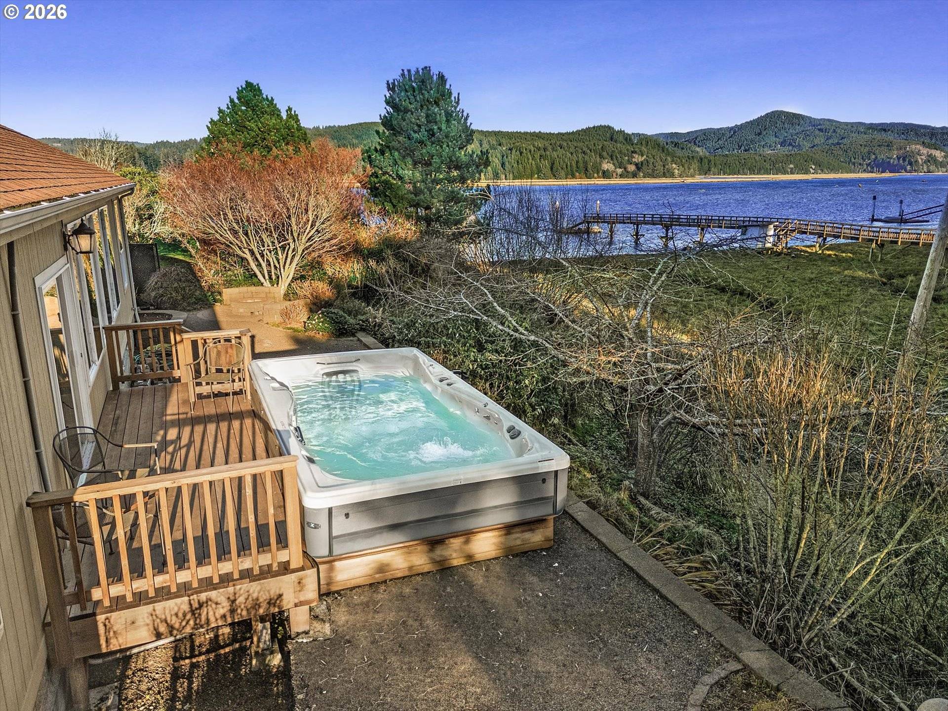 Waldport, OR 97394,955 SE RIVER VIEW LN