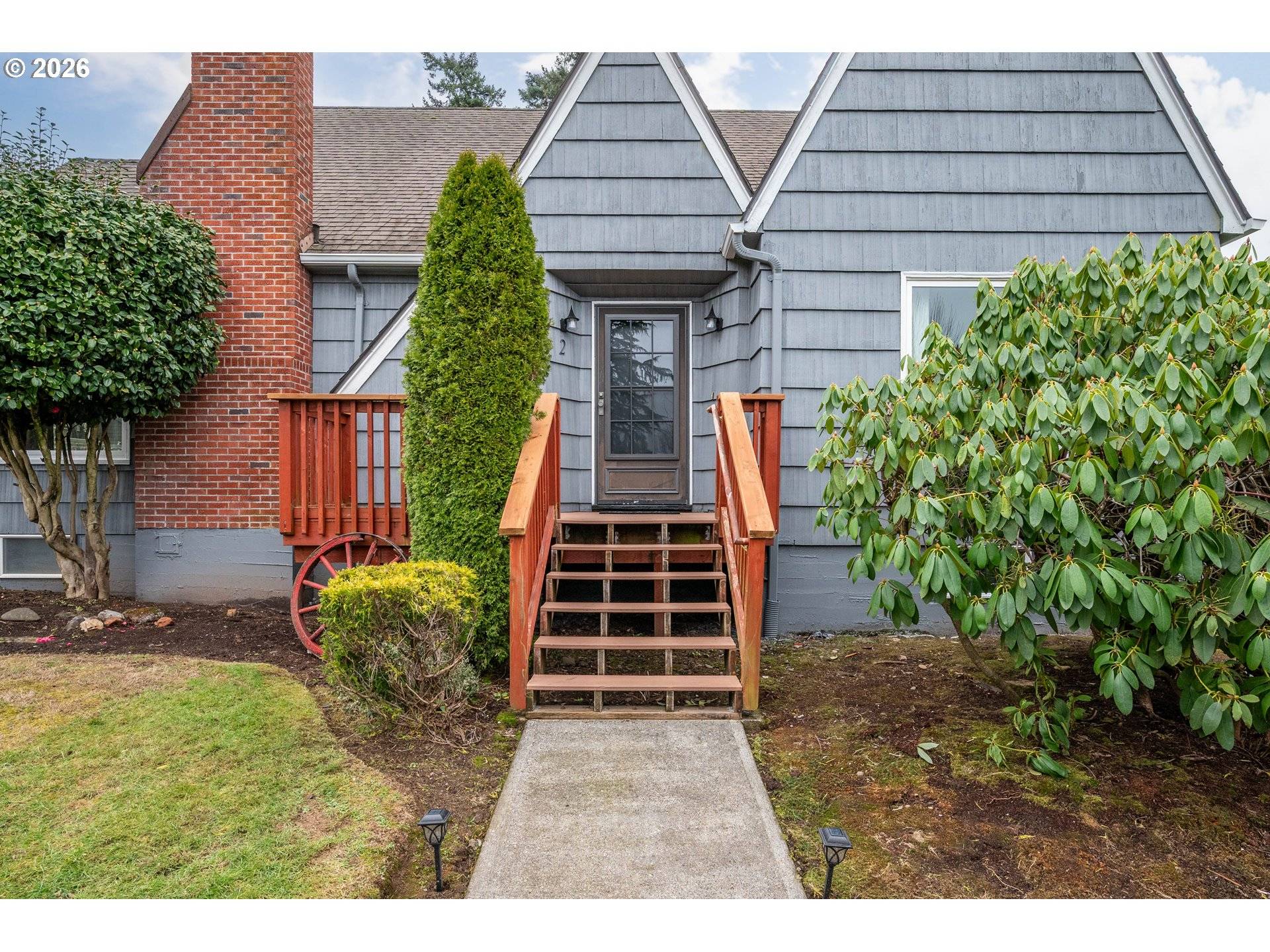 Longview, WA 98632,2 COUNTRY CLUB DR