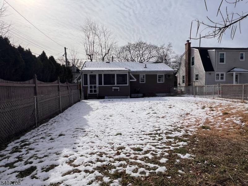 Woodbridge Twp., NJ 07077,121 Woodbridge Ave