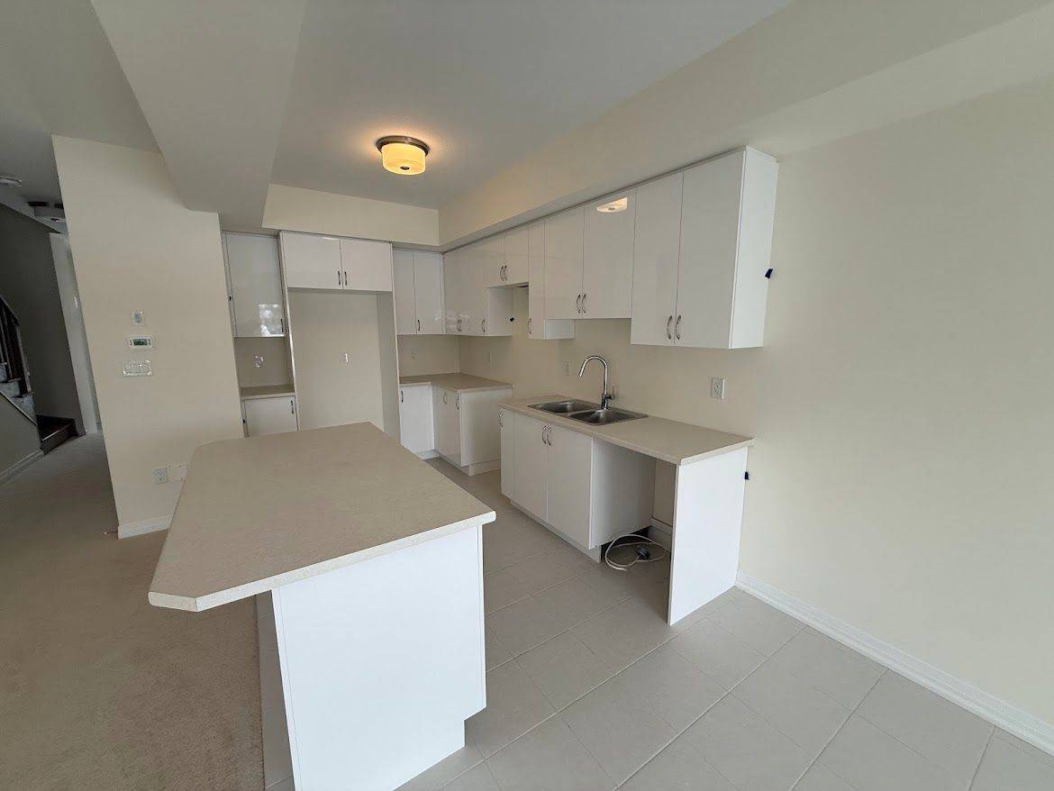 Brantford, ON N3T 0L8,660 Colborne ST #76