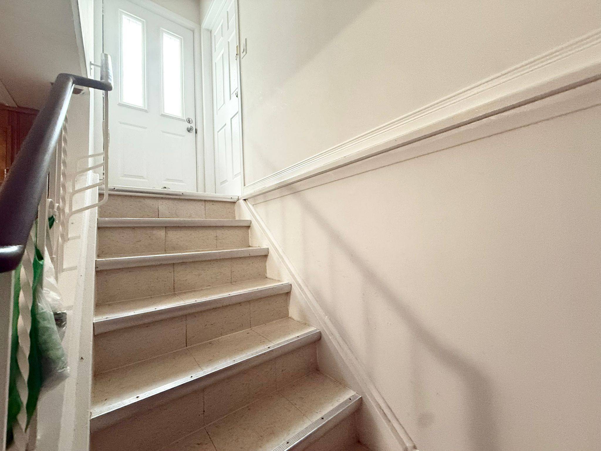 Toronto E07, ON M1S 2N5,38 Deepdale DR #Lower