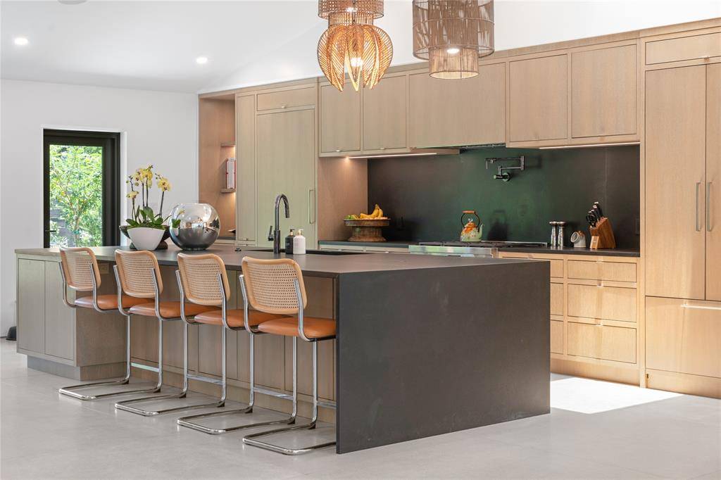 Boca Raton, FL 33496,18660 LONG LAKE DRIVE