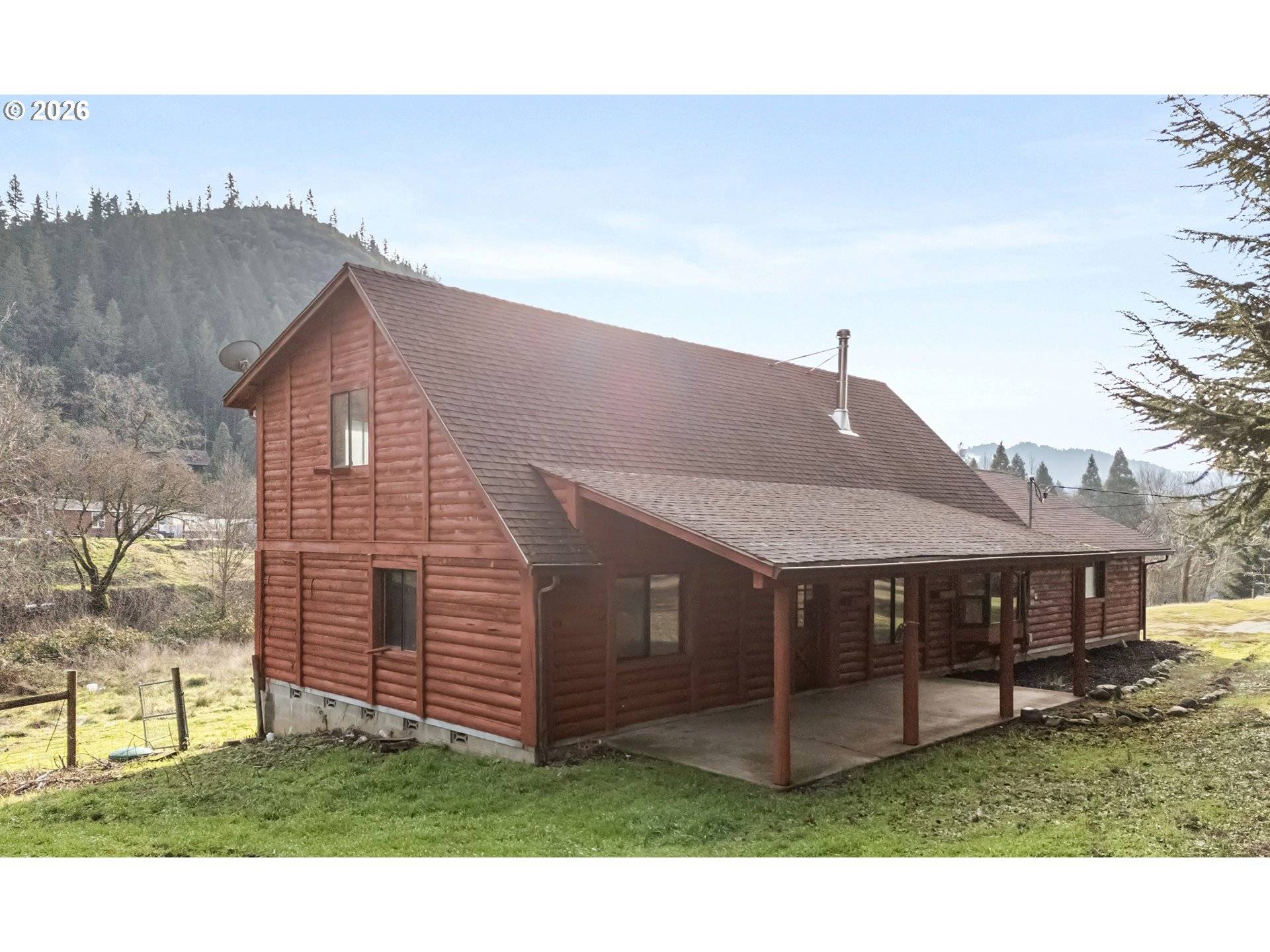 1514 BURBRIDGE DR, Rogue River, OR 97537