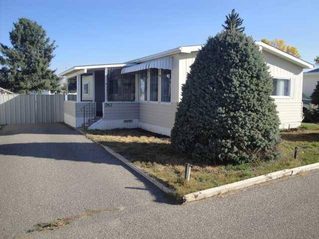 Lethbridge, AB T1H 4E8,2300 13 ST N #262