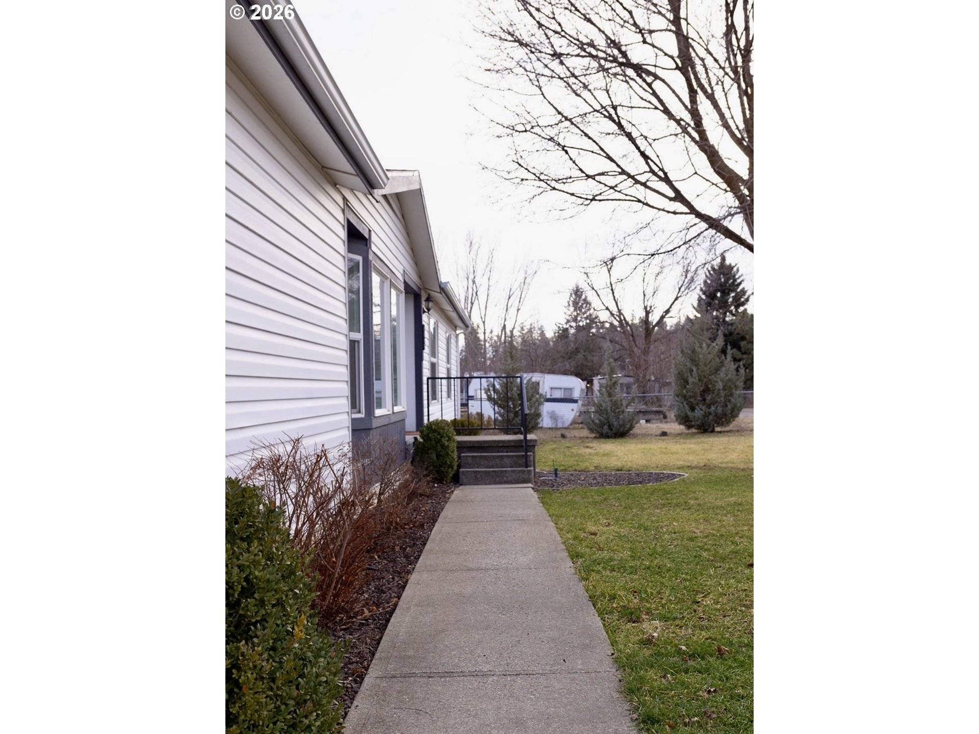 155 S 20TH AVE, Elgin, OR 97827