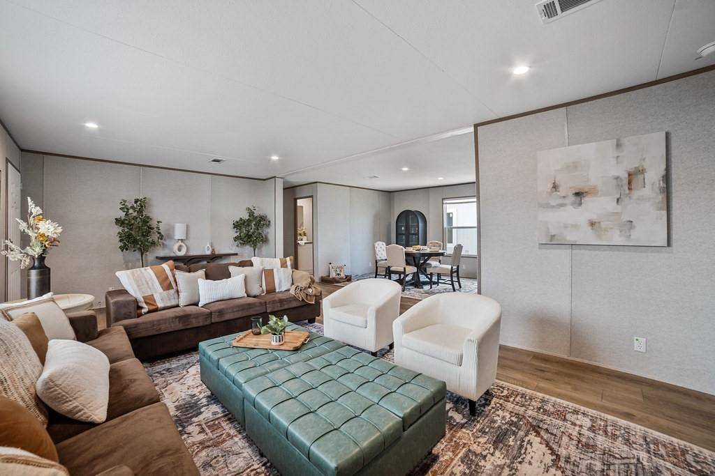 Runaway Bay, TX 76426,279 Cumberland Trail