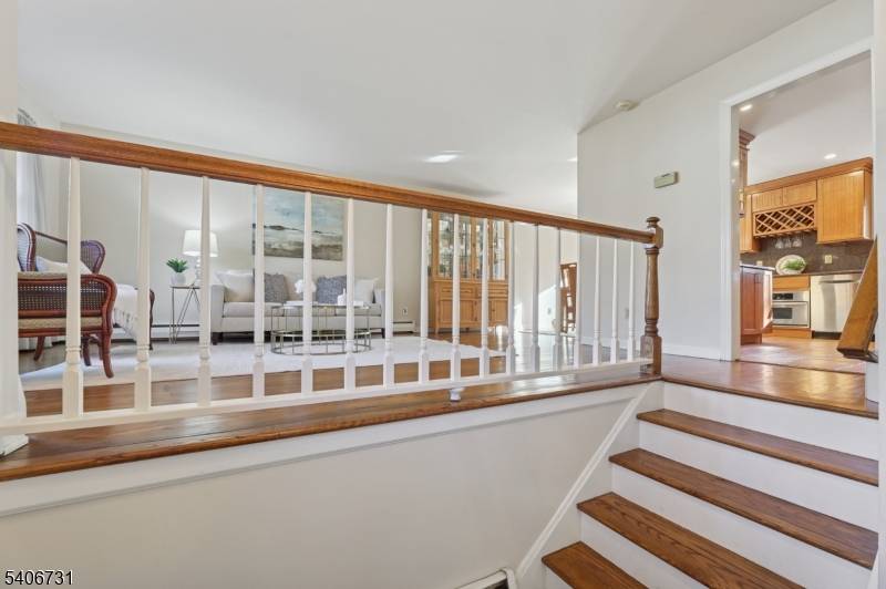 Summit City, NJ 07901,34 Ascot Way