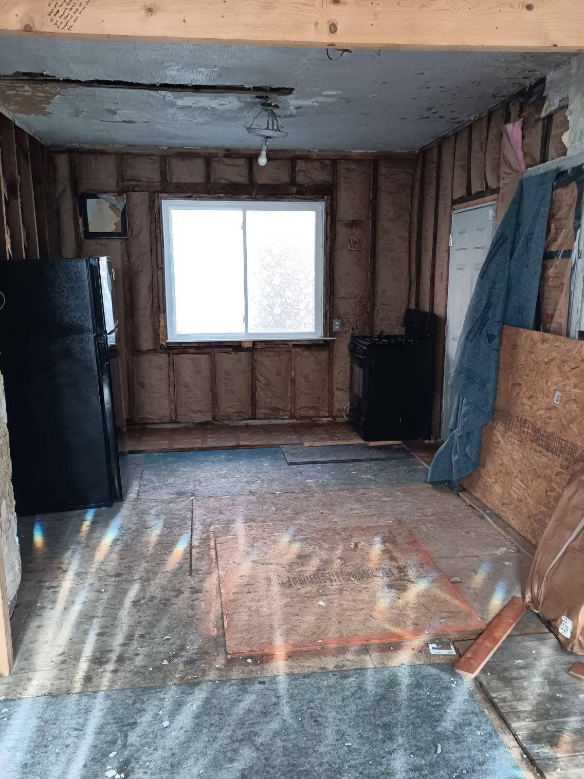 Detroit, MI 48213,5360 Burns ST