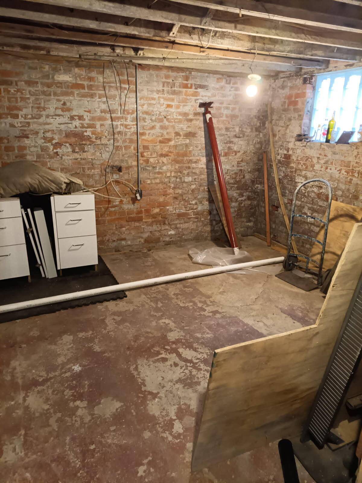 Detroit, MI 48213,5360 Burns ST