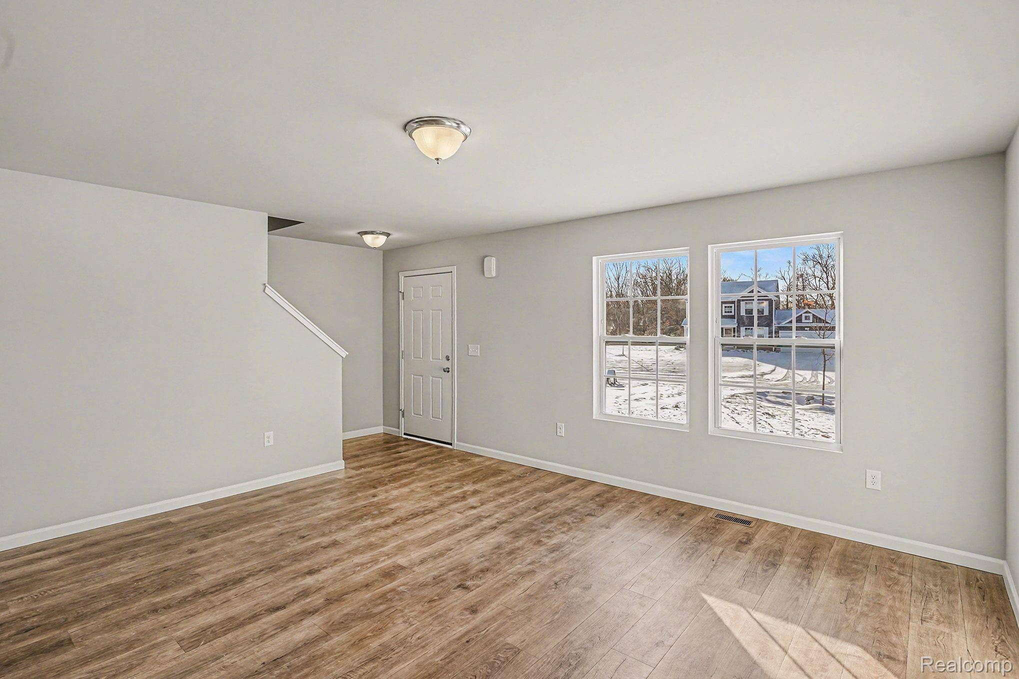 Davisburg, MI 48350,309 Samantha WAY