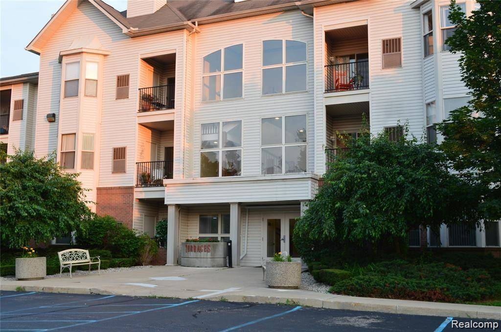 Clinton Township, MI 48038,39168 Hayes RD