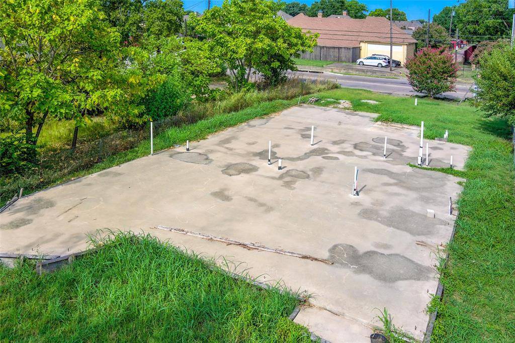 630 N Irving Heights Drive, Irving, TX 75061