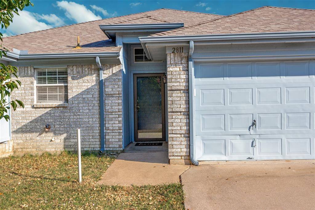 Arlington, TX 76001,2811 Monthaven Drive