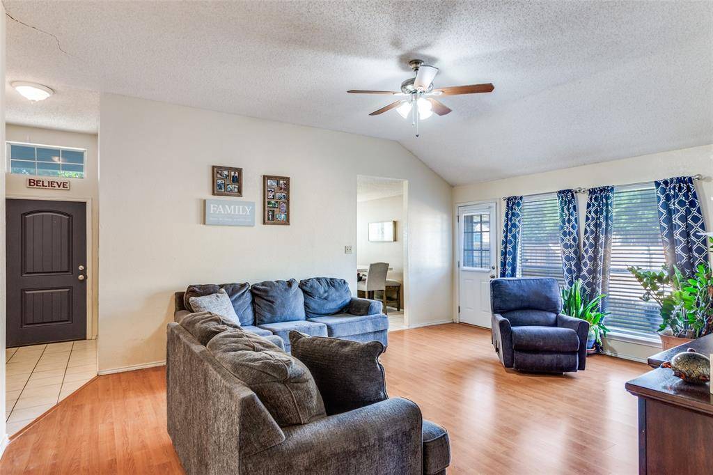 Arlington, TX 76001,2811 Monthaven Drive