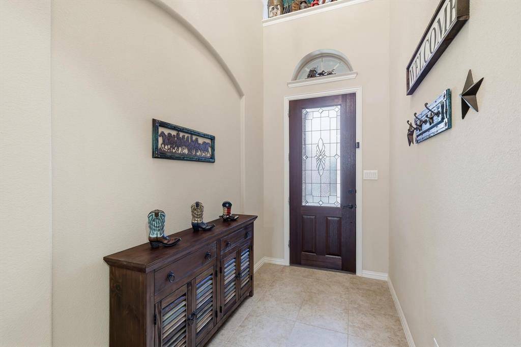 Euless, TX 76039,412 Dominion Street