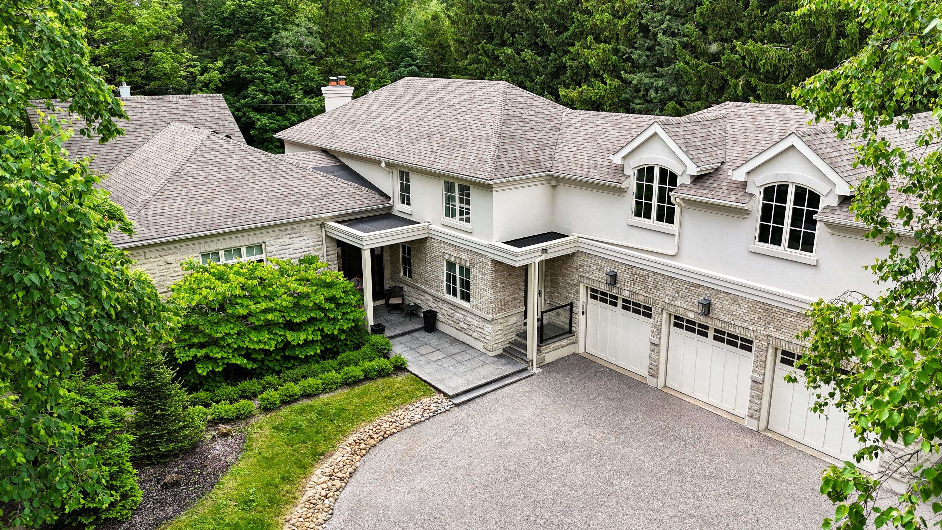 King, ON L7B 1A3,2600 17th Sideroad N/A