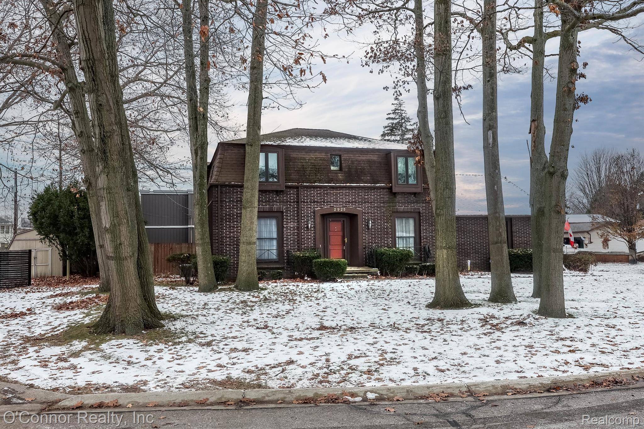 Port Huron, MI 48060,2925 Linda CT