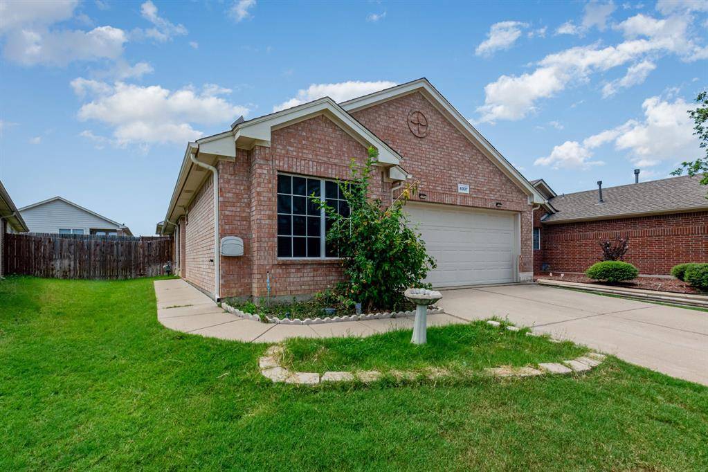 Fort Worth, TX 76131,6337 Geneva Lane