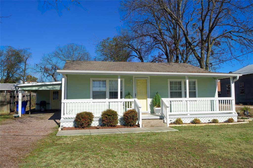 Whitesboro, TX 76273,201 Water Street