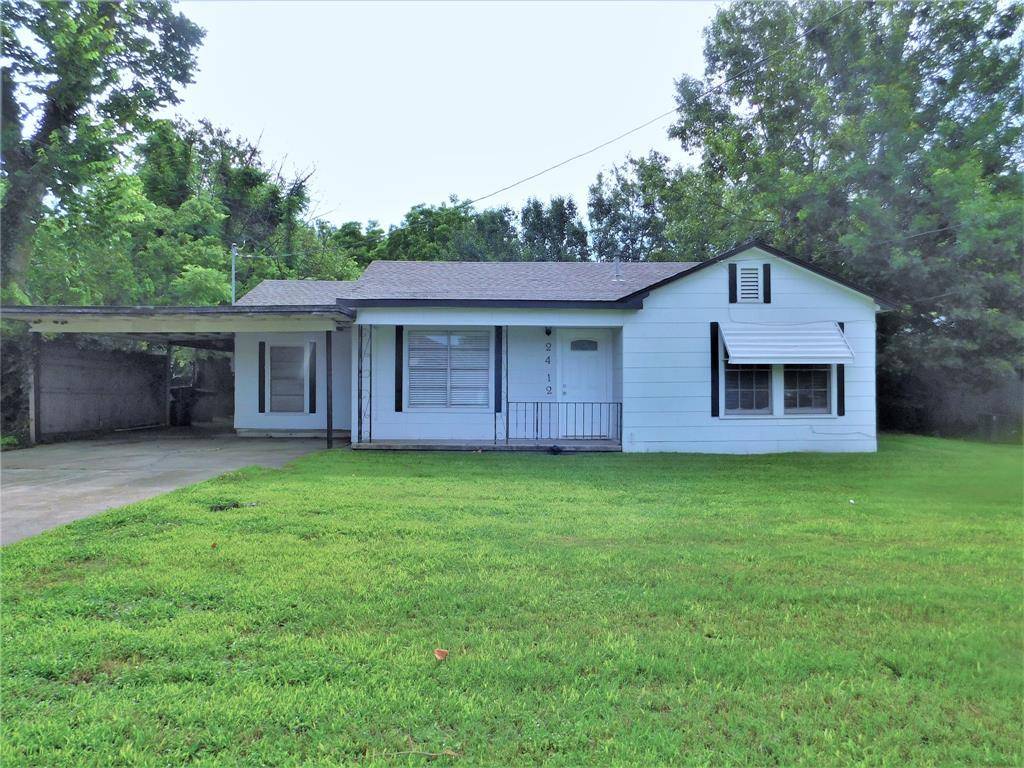 Denton, TX 76201,2412 N Carroll Boulevard