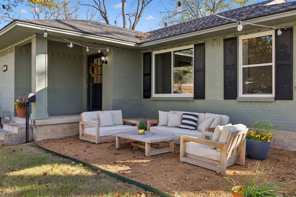 Dallas, TX 75238,10016 Linkwood Drive