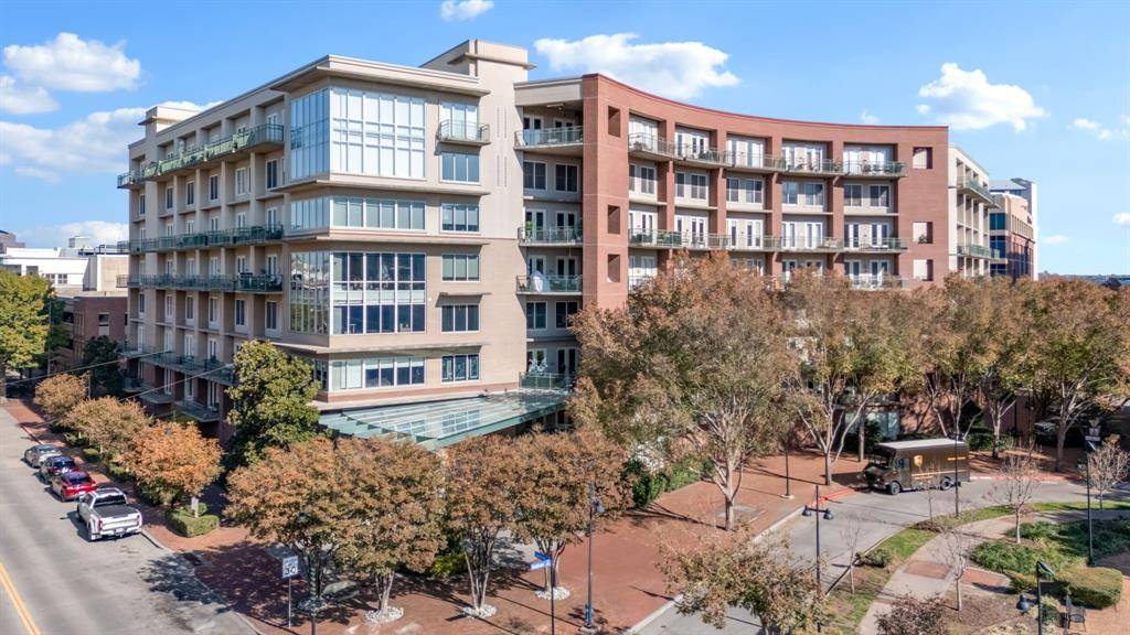 Addison, TX 75001,5055 Addison Circle #733